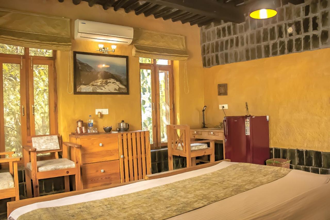 Prakriti Aalay - Riverside Mountain View Boutique Eco Resort ดารัมซาลา ภายนอก รูปภาพ