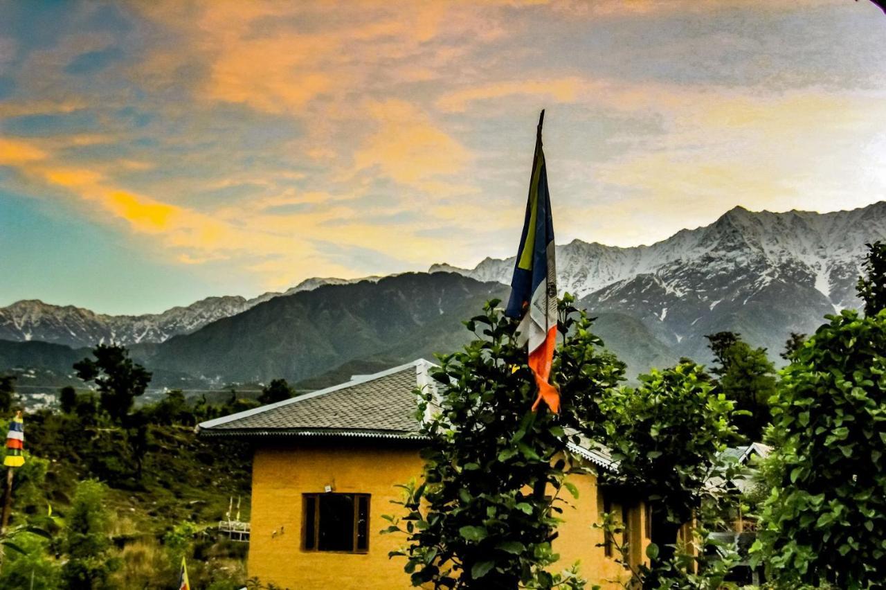 Prakriti Aalay - Riverside Mountain View Boutique Eco Resort ดารัมซาลา ภายนอก รูปภาพ